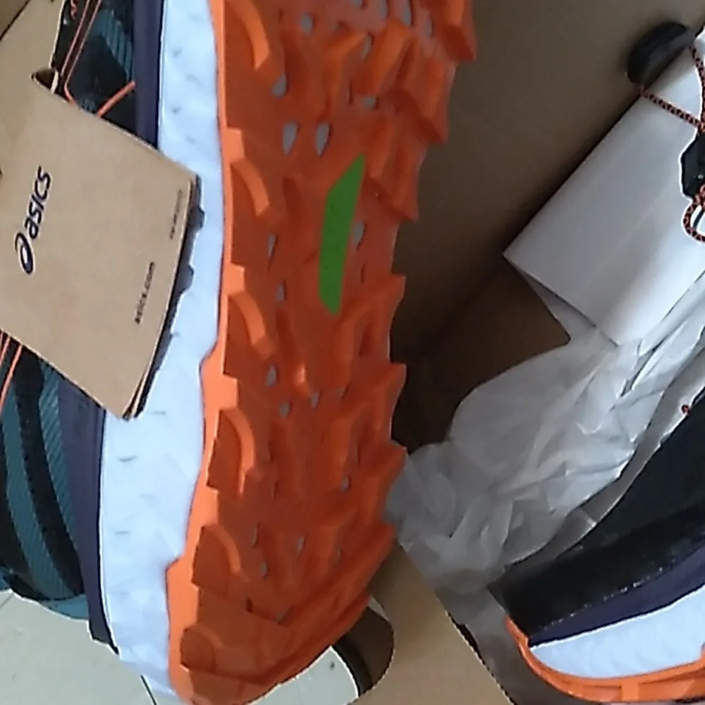 ASICS Running Shoes 8 RUNS SMALLER TRUE 7.5 - Picture 2 of 14